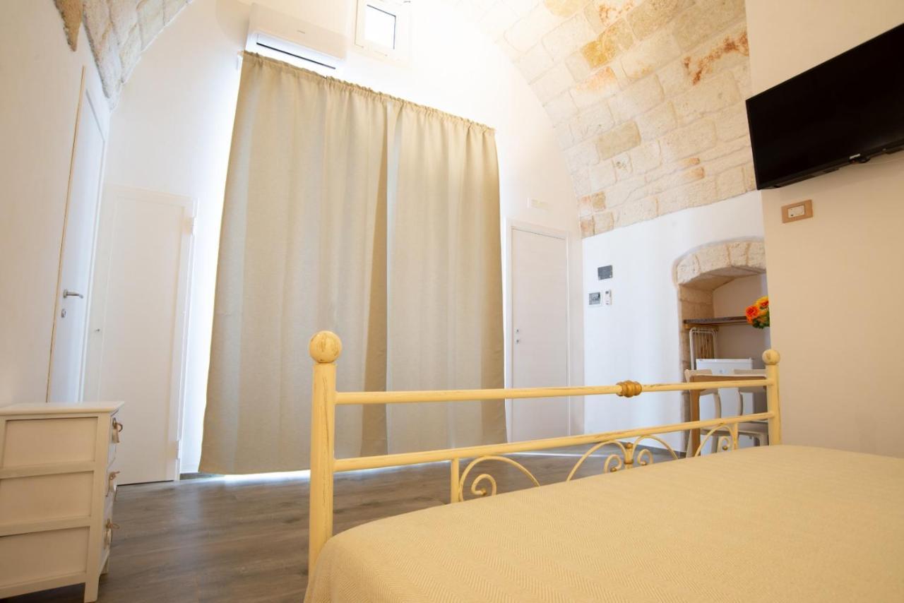Sun House Rooms Polignano a Mare Bagian luar foto