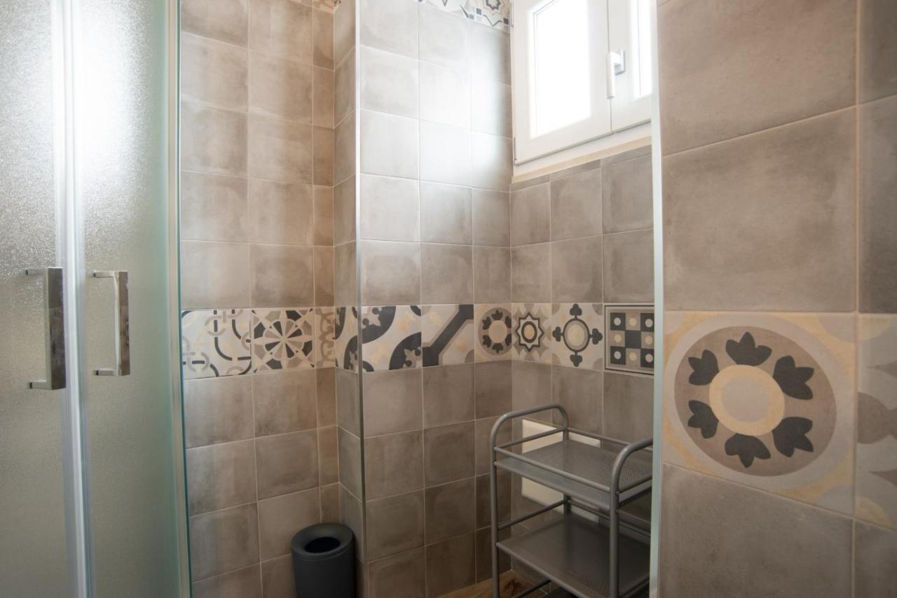 Sun House Rooms Polignano a Mare Bagian luar foto