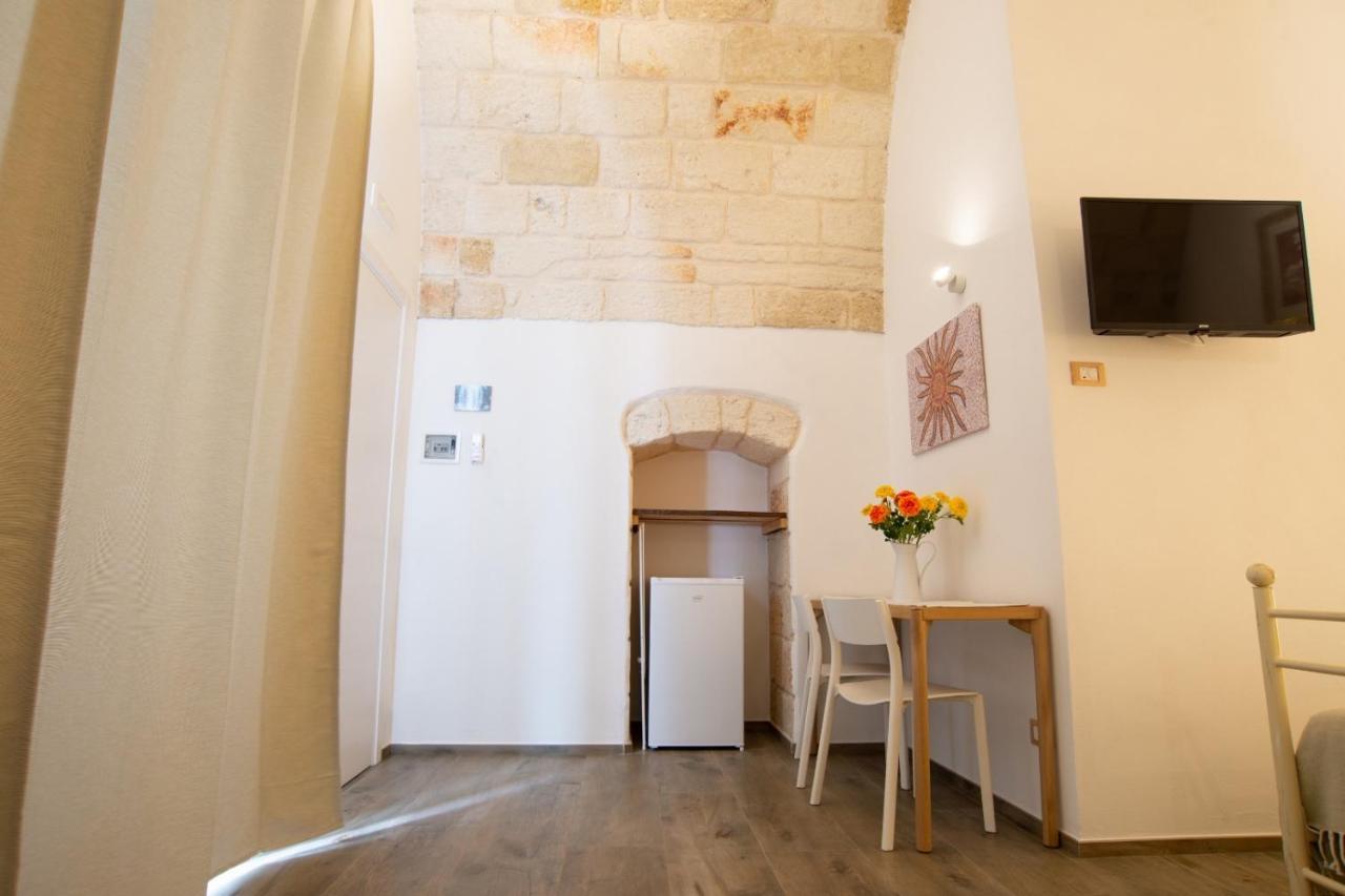 Sun House Rooms Polignano a Mare Bagian luar foto