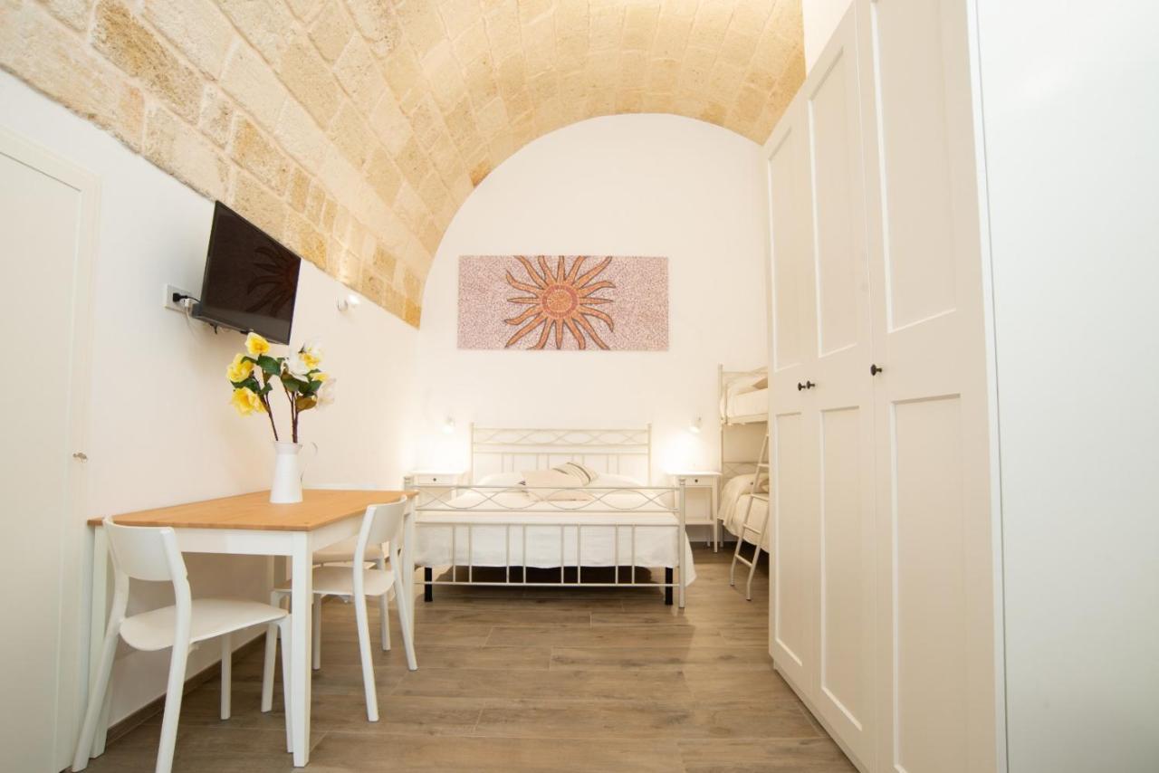 Sun House Rooms Polignano a Mare Bagian luar foto
